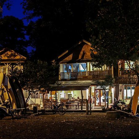 Bk Homestay, Batukaras Экстерьер фото